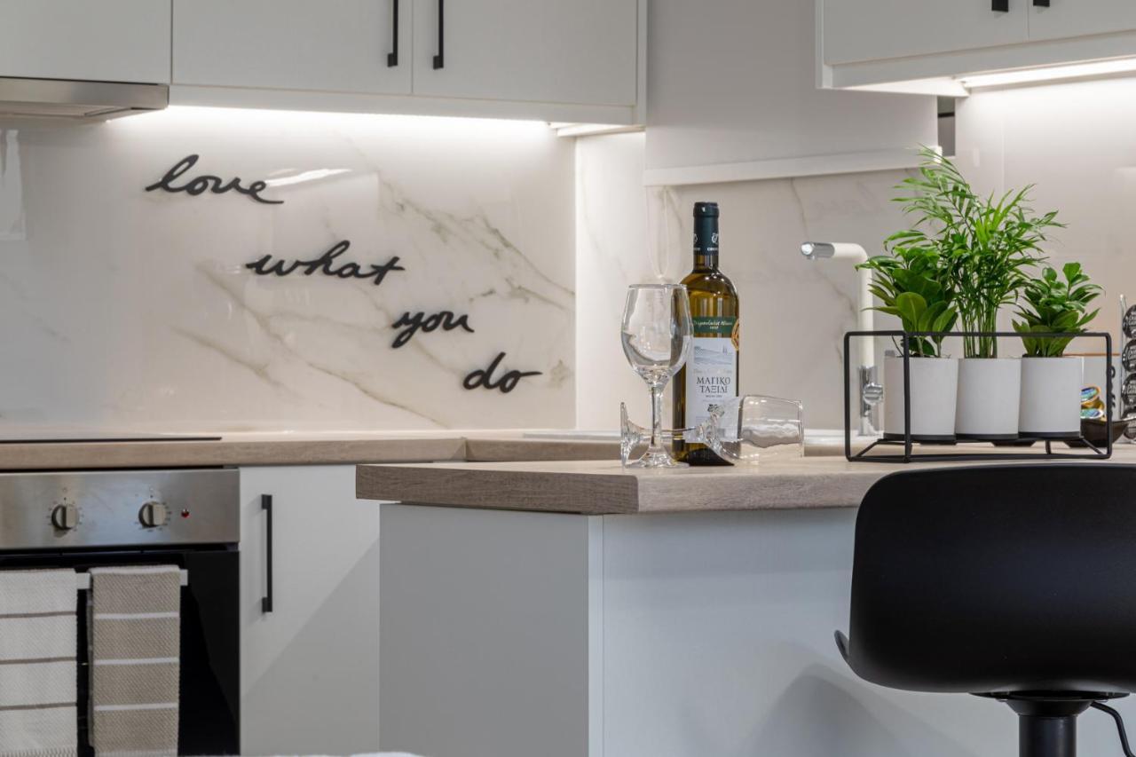 Sandra'S Luxury Studio Apartment Tolo Exterior photo