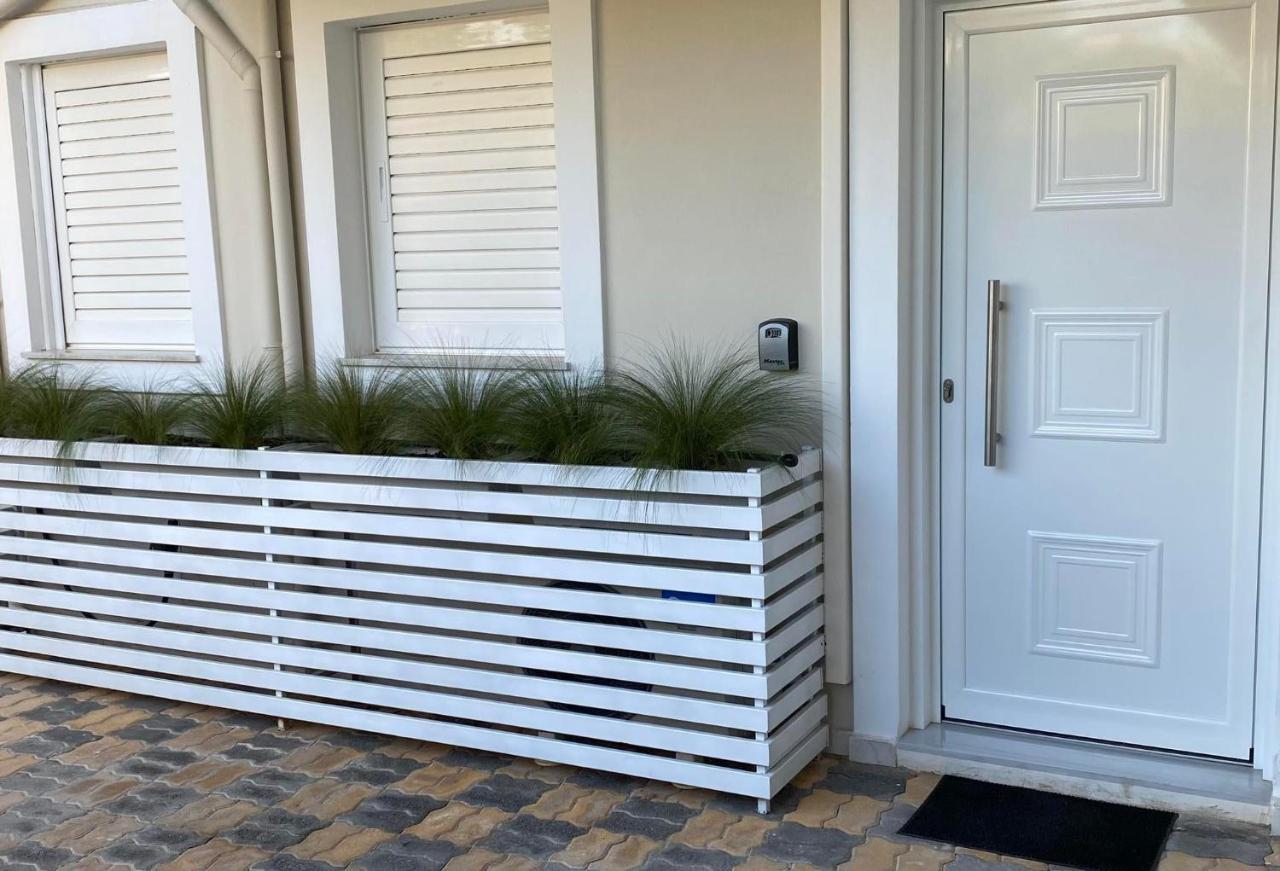 Sandra'S Luxury Studio Apartment Tolo Exterior photo